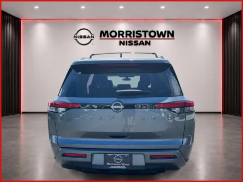 More photos of 2026 Nissan Pathfinder SL at Morristown Nissan, TN