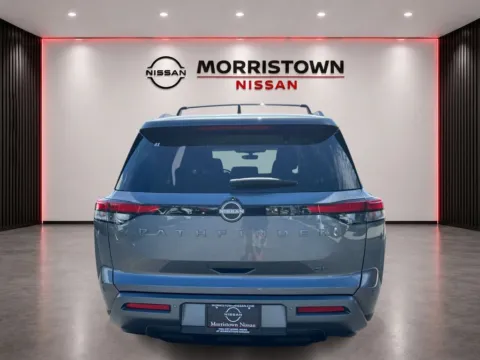 More photos of 2026 Nissan Pathfinder SL at Morristown Nissan, TN