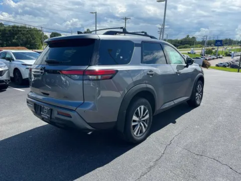 Another view of 2026 Nissan Pathfinder SL for sale in Morristown, TN at Morristown Nissan