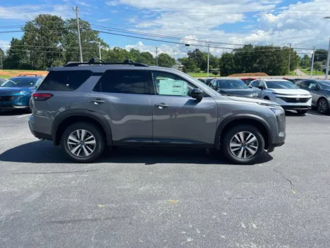 Photos of 2026 Nissan Pathfinder SL for sale in Morristown, TN at Morristown Nissan