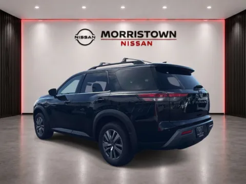 More photos of 2026 Nissan Pathfinder SL at Morristown Nissan, TN