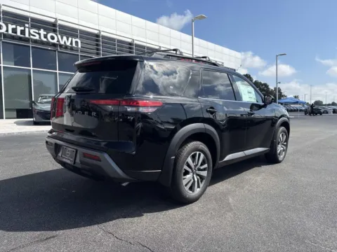 Another view of 2026 Nissan Pathfinder SL for sale in Morristown, TN at Morristown Nissan