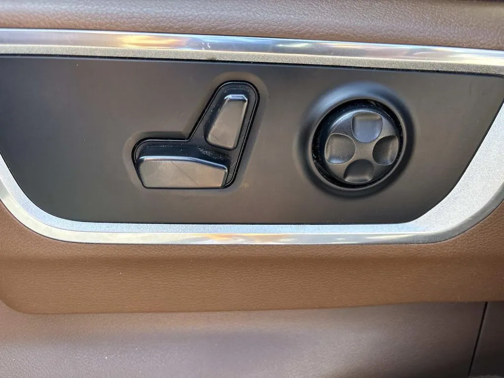 2019 RAM Ram 1500 Pickup Laramie - Photo 27