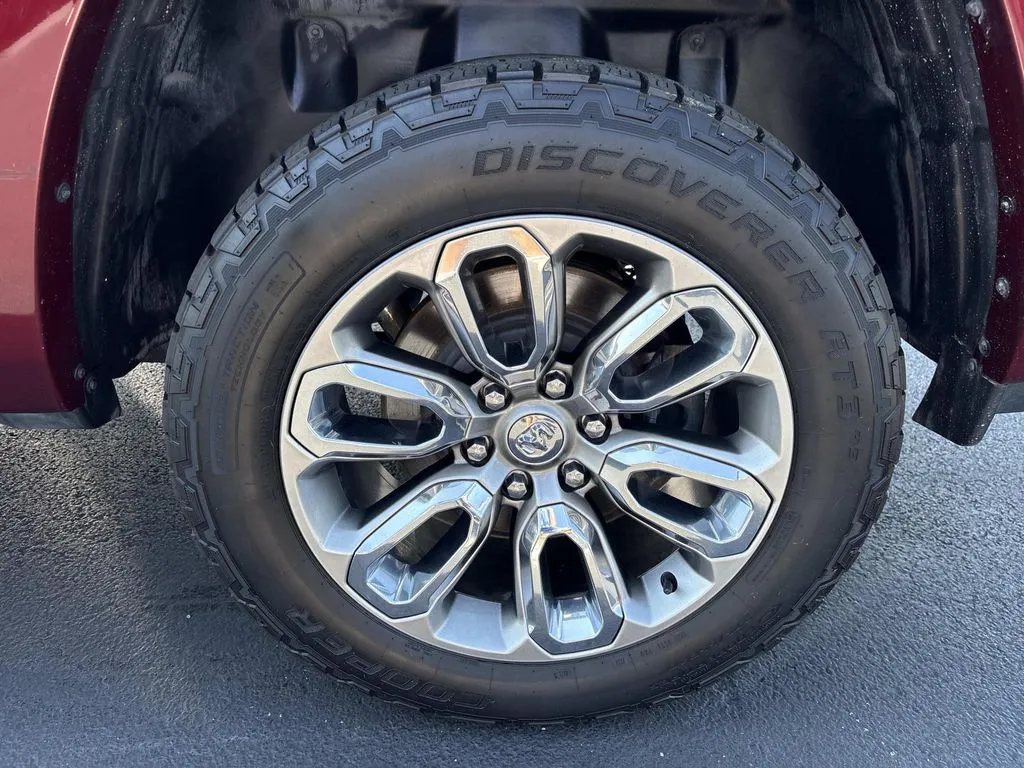 2019 RAM Ram 1500 Pickup Laramie - Photo 11