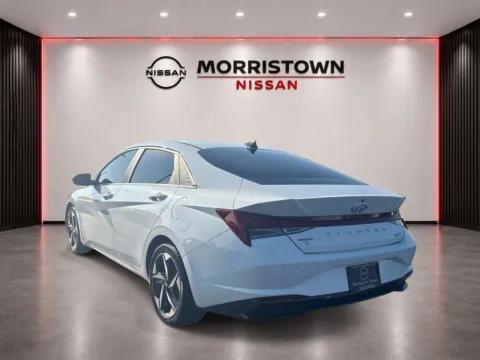 More photos of 2023 Hyundai Elantra Hybrid Limited at Morristown Nissan, TN