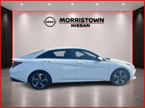 Photos of 2023 Hyundai Elantra Hybrid Limited for sale in Morristown, TN at Morristown Nissan