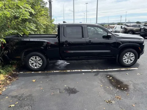 Photos of 2024 Nissan Frontier SV for sale in Morristown, TN at Morristown Nissan