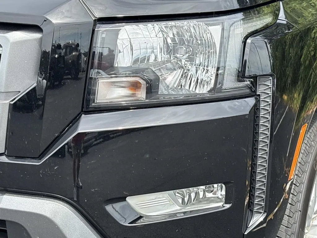 2024 Nissan Frontier SV - Photo 6