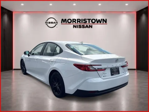 More photos of 2025 Toyota Camry Hybrid LE at Morristown Nissan, TN