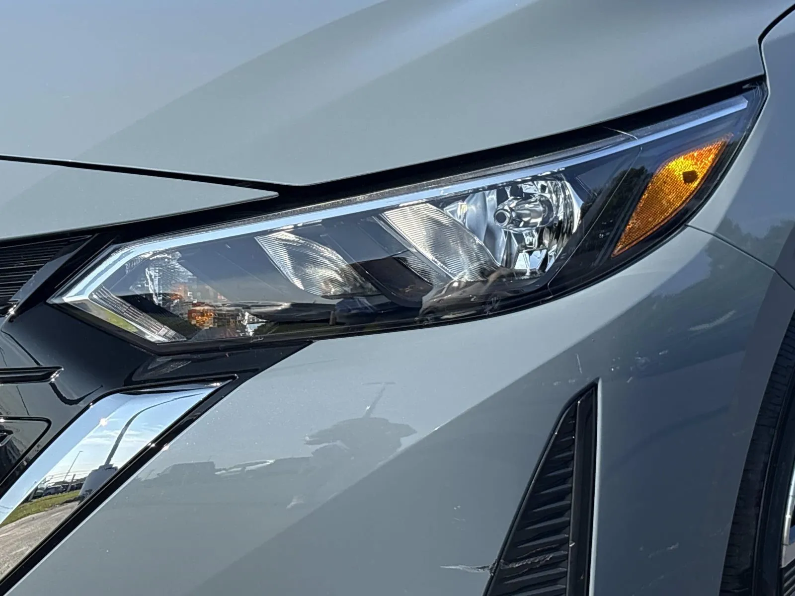 2025 Nissan Sentra SV - Photo 9