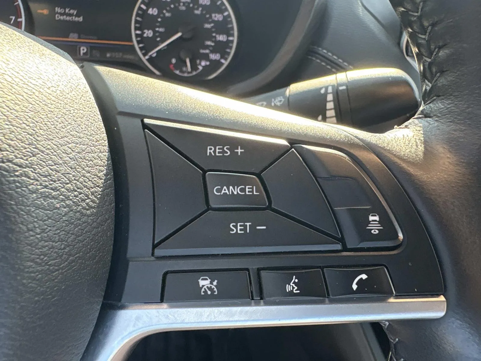 2025 Nissan Sentra SV - Photo 26