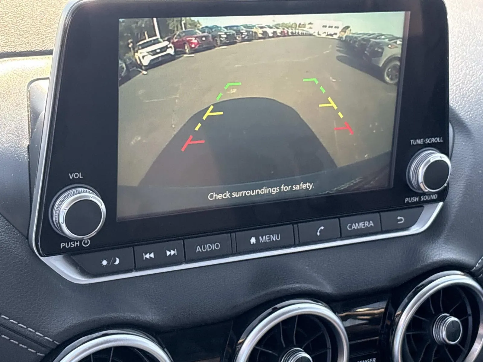 2025 Nissan Sentra SV - Photo 27