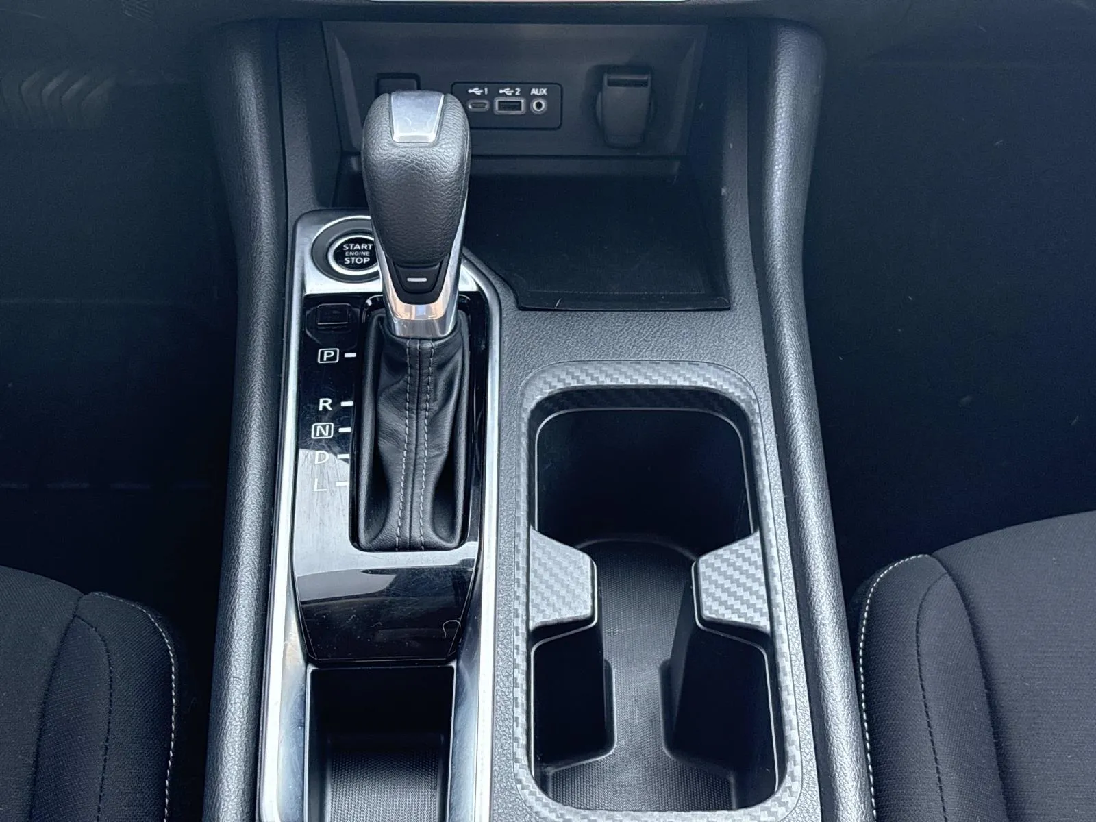2025 Nissan Sentra SV - Photo 12