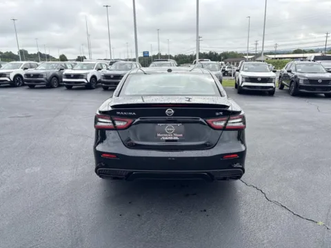 More photos of 2022 Nissan Maxima SR at Morristown Nissan, TN