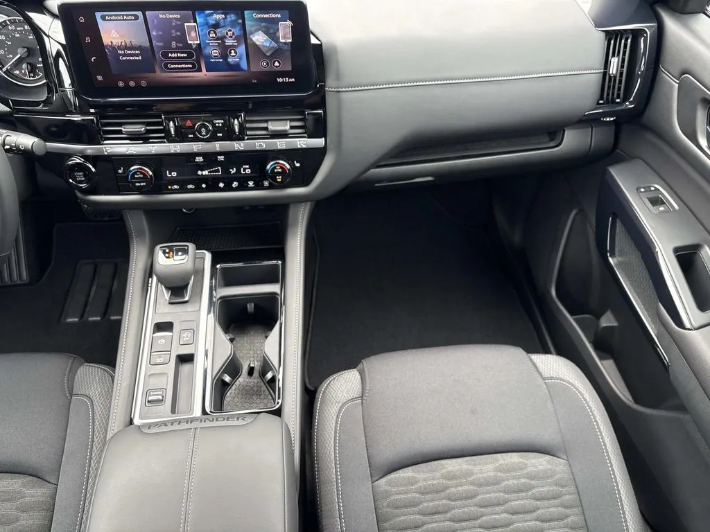 2026 Nissan Pathfinder SV - Photo 13