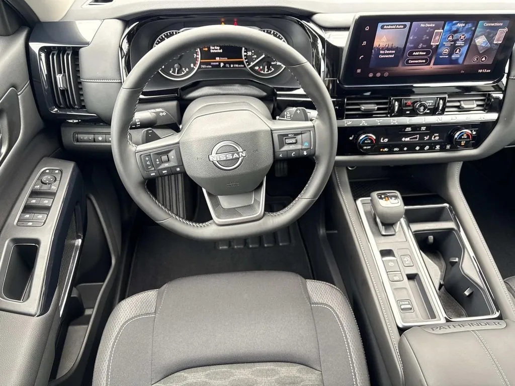 2026 Nissan Pathfinder SV - Photo 12