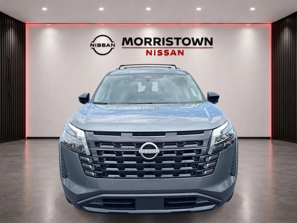2026 Nissan Pathfinder SV - Photo 8