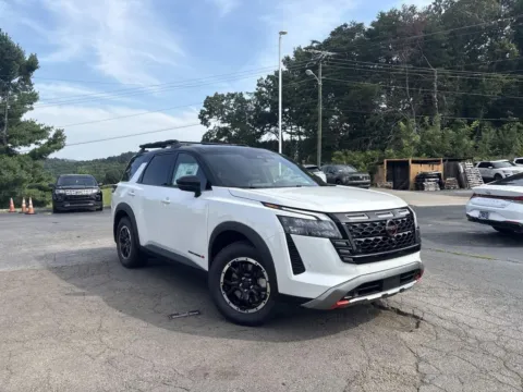 White 2026 Nissan Pathfinder Rock Creek for sale in Morristown, TN