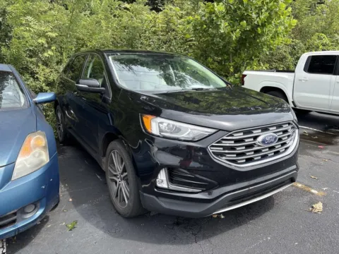 Black 2021 Ford Edge Titanium for sale in Morristown, TN
