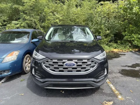 More photos of 2021 Ford Edge Titanium at Morristown Nissan, TN