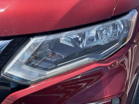 More photos of 2020 Nissan Rogue SV at Morristown Nissan, TN