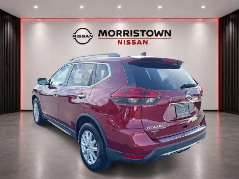 More photos of 2020 Nissan Rogue SV at Morristown Nissan, TN