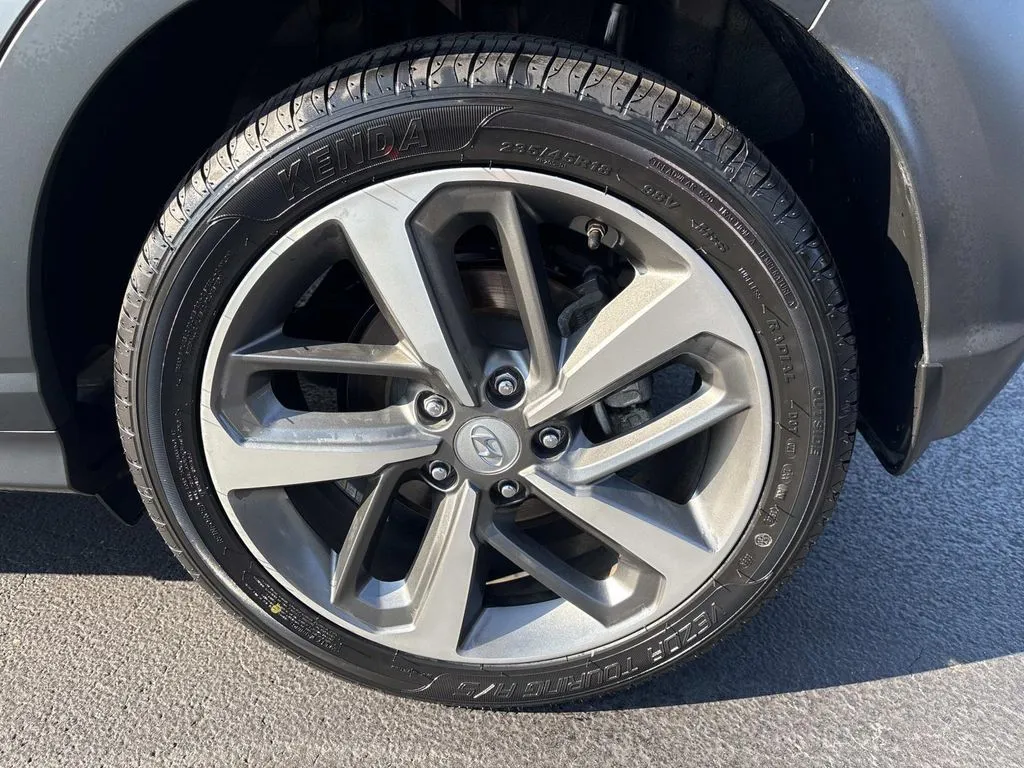 2021 Hyundai Kona Ultimate - Photo 11