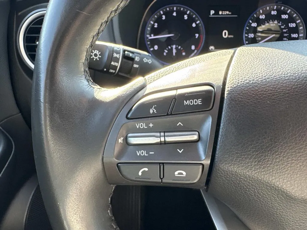 2021 Hyundai Kona Ultimate - Photo 30