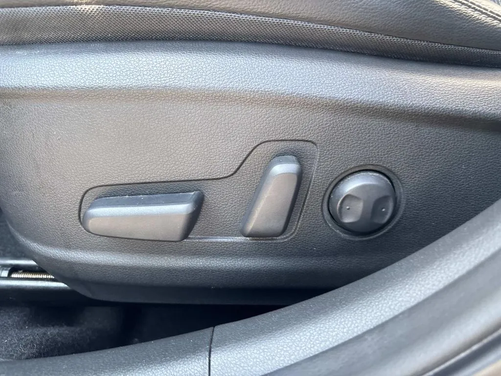2021 Hyundai Kona Ultimate - Photo 28