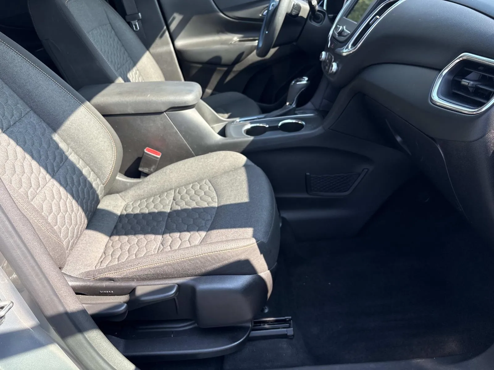 2019 Chevrolet Equinox LT - Photo 22