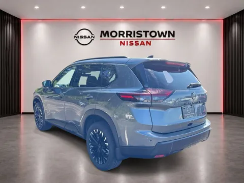 More photos of 2026 Nissan Rogue Dark Armor at Morristown Nissan, TN
