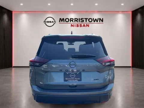 More photos of 2026 Nissan Rogue Dark Armor at Morristown Nissan, TN