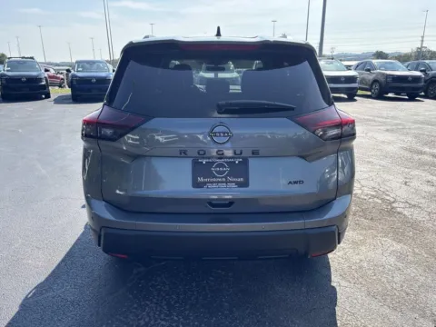 More photos of 2026 Nissan Rogue Dark Armor at Morristown Nissan, TN