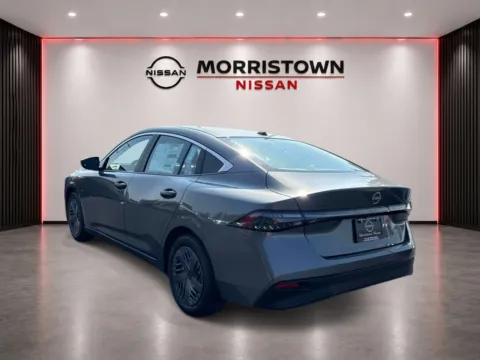 More photos of 2027 Nissan Sentra S at Morristown Nissan, TN