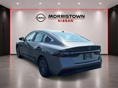 More photos of 2027 Nissan Sentra S at Morristown Nissan, TN