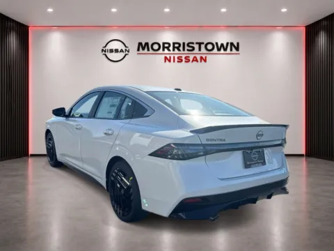 More photos of 2027 Nissan Sentra SR at Morristown Nissan, TN