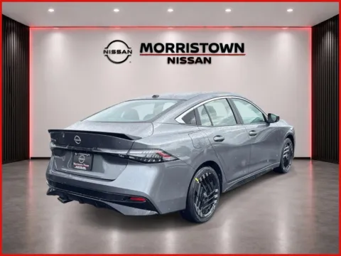 Another view of 2027 Nissan Sentra SR for sale in Morristown, TN at Morristown Nissan