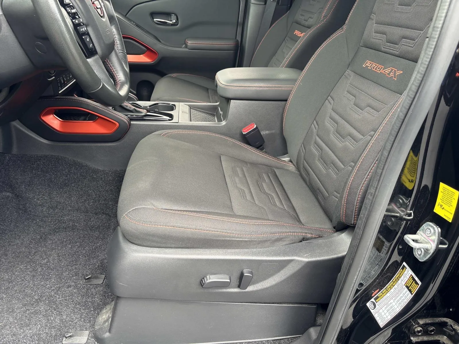 2024 Nissan Frontier PRO-4X - Photo 27
