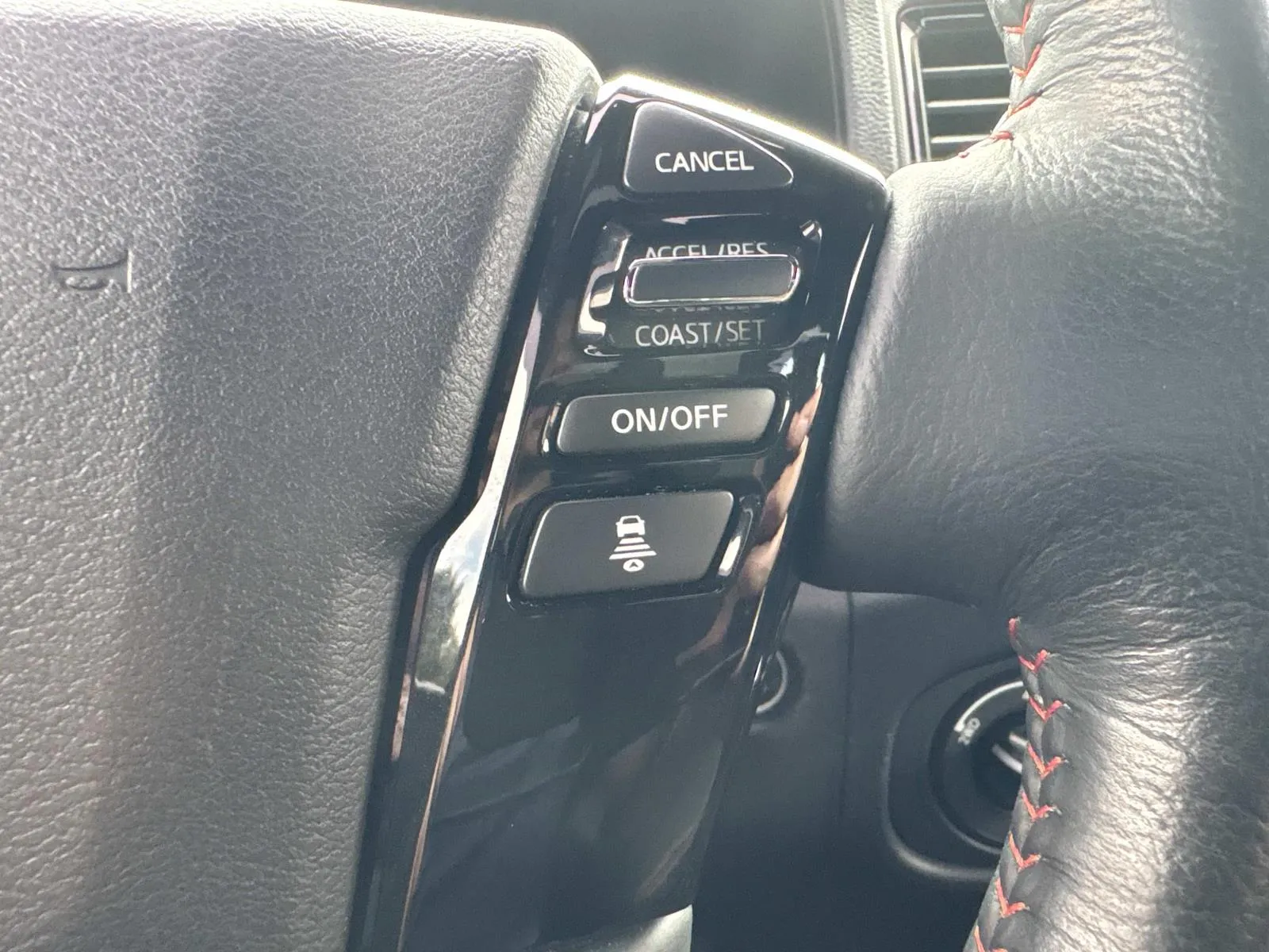 2024 Nissan Frontier PRO-4X - Photo 30