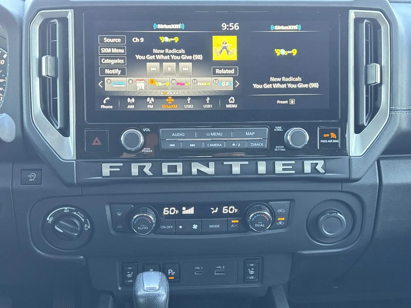 2025 Nissan Frontier SL - Photo 15