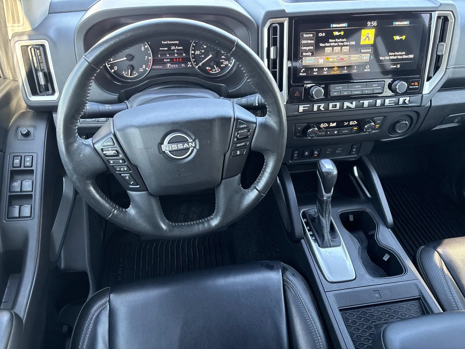 2025 Nissan Frontier SL - Photo 12