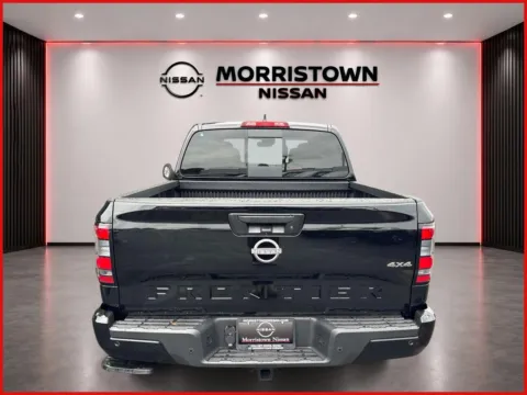 More photos of 2027 Nissan Frontier SV at Morristown Nissan, TN