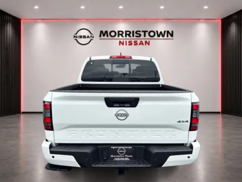 More photos of 2027 Nissan Frontier SV at Morristown Nissan, TN