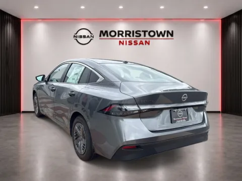 More photos of 2027 Nissan Sentra S at Morristown Nissan, TN