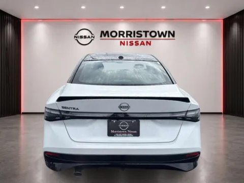 More photos of 2027 Nissan Sentra SR at Morristown Nissan, TN
