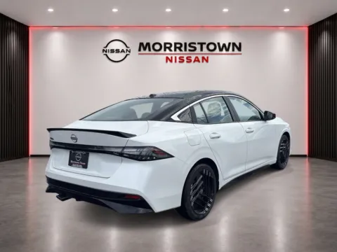 Another view of 2027 Nissan Sentra SR for sale in Morristown, TN at Morristown Nissan
