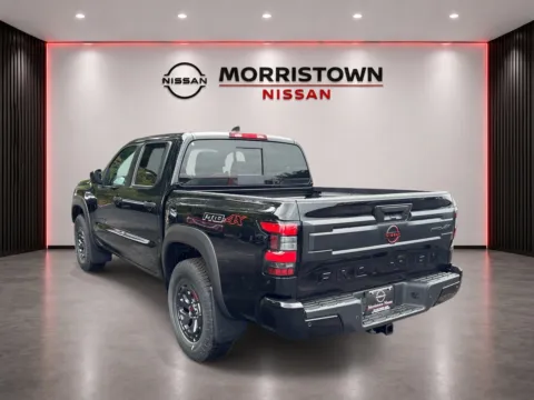 More photos of 2027 Nissan Frontier PRO-4X at Morristown Nissan, TN