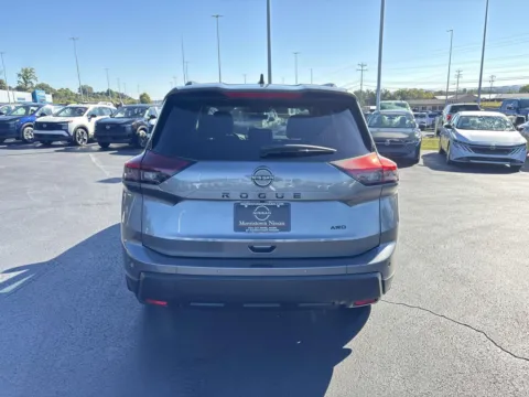 More photos of 2026 Nissan Rogue Dark Armor at Morristown Nissan, TN