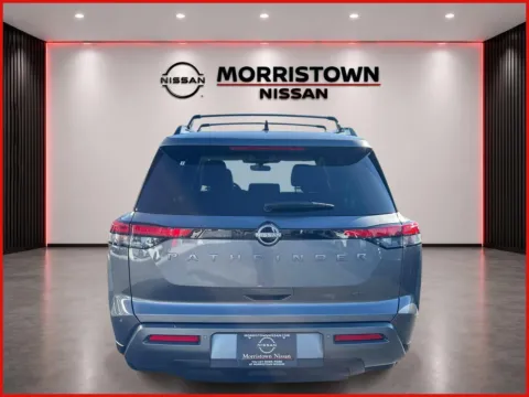 More photos of 2026 Nissan Pathfinder SL at Morristown Nissan, TN