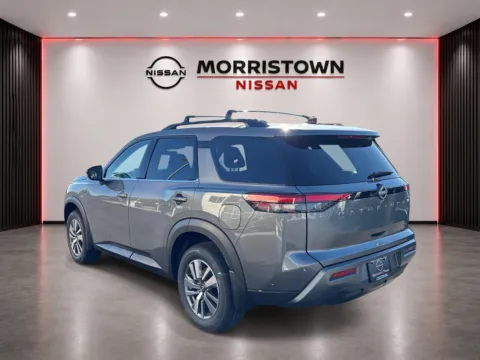More photos of 2026 Nissan Pathfinder SL at Morristown Nissan, TN
